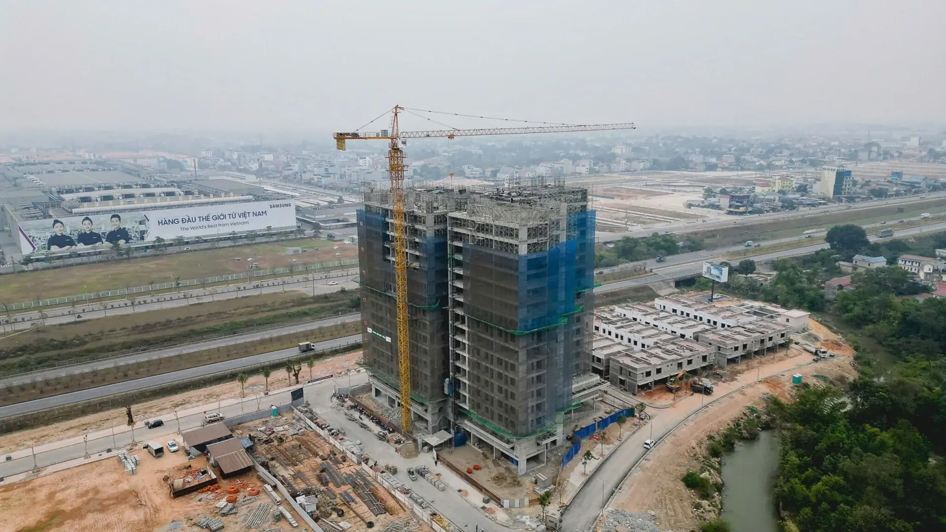 Điều tra nhóm môi giới làm giả giấy tờ 300 căn NƠXH